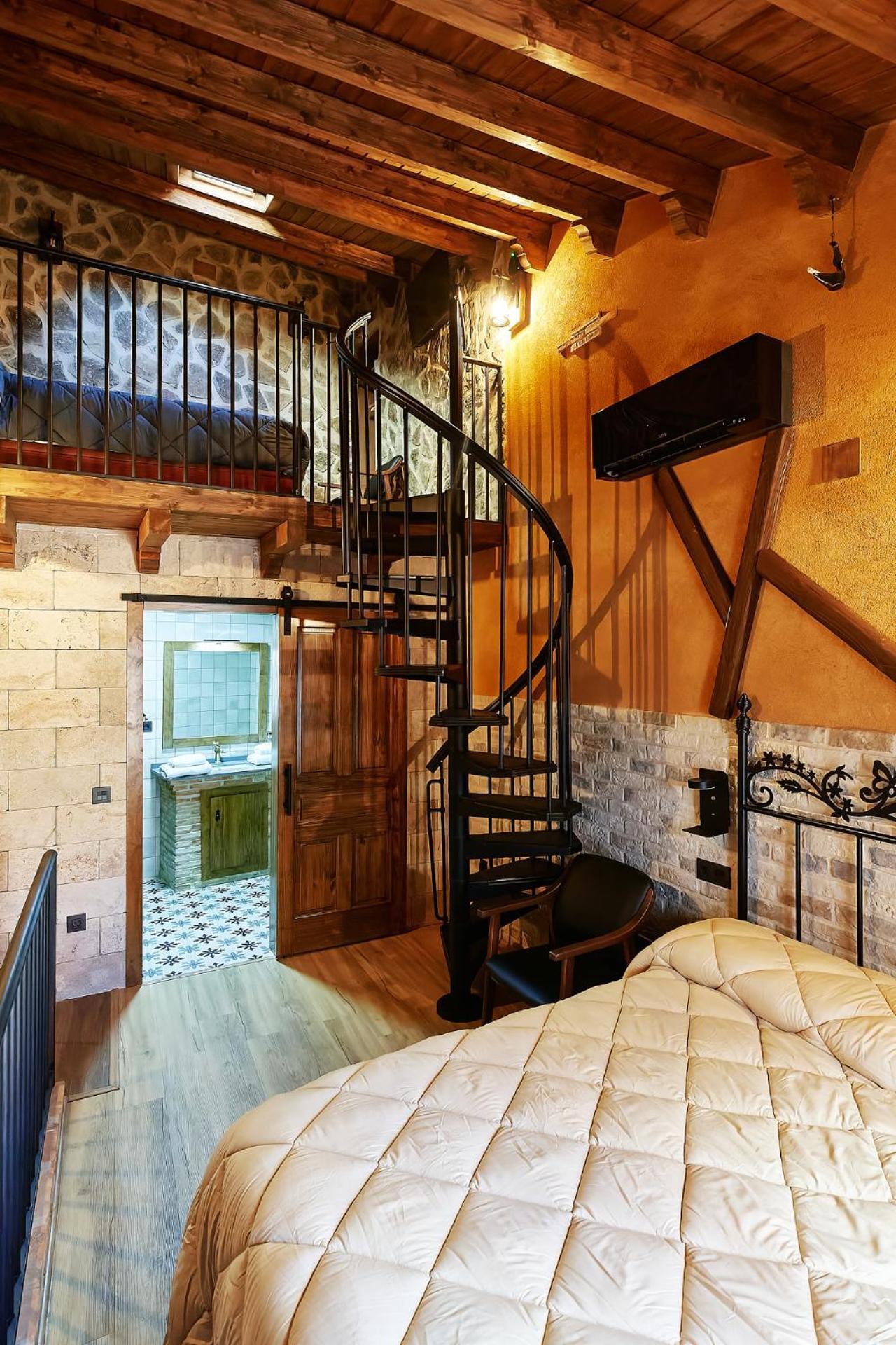 Apartamento Divino Morales Пласенсия Екстериор снимка